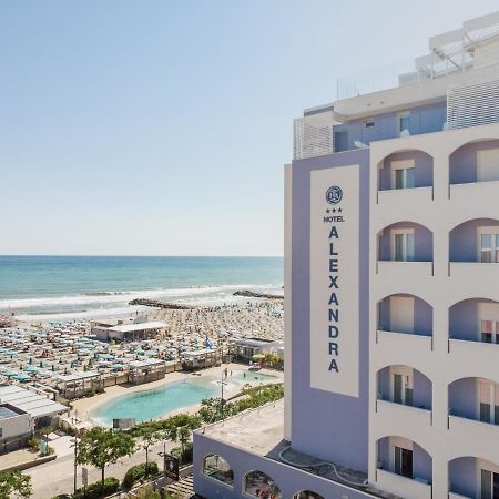 Hotel Alexandra - Beach Front - Healthy Xxl Breakfast & Brunch Until 12 30 - Parking Included Misano Adriatico Εξωτερικό φωτογραφία