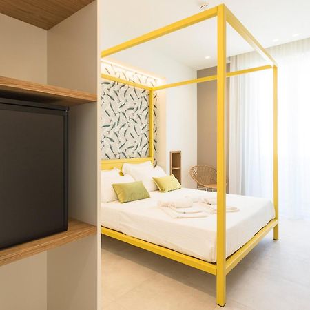 Hotel Alexandra - Beach Front - Healthy Xxl Breakfast & Brunch Until 12 30 - Parking Included Misano Adriatico Εξωτερικό φωτογραφία