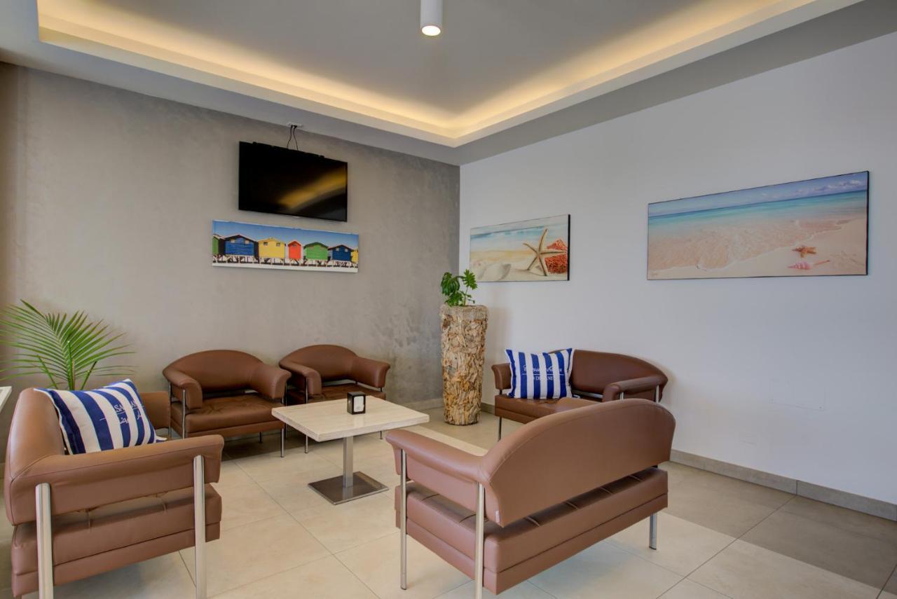 Hotel Alexandra - Beach Front - Healthy Xxl Breakfast & Brunch Until 12 30 - Parking Included Misano Adriatico Εξωτερικό φωτογραφία