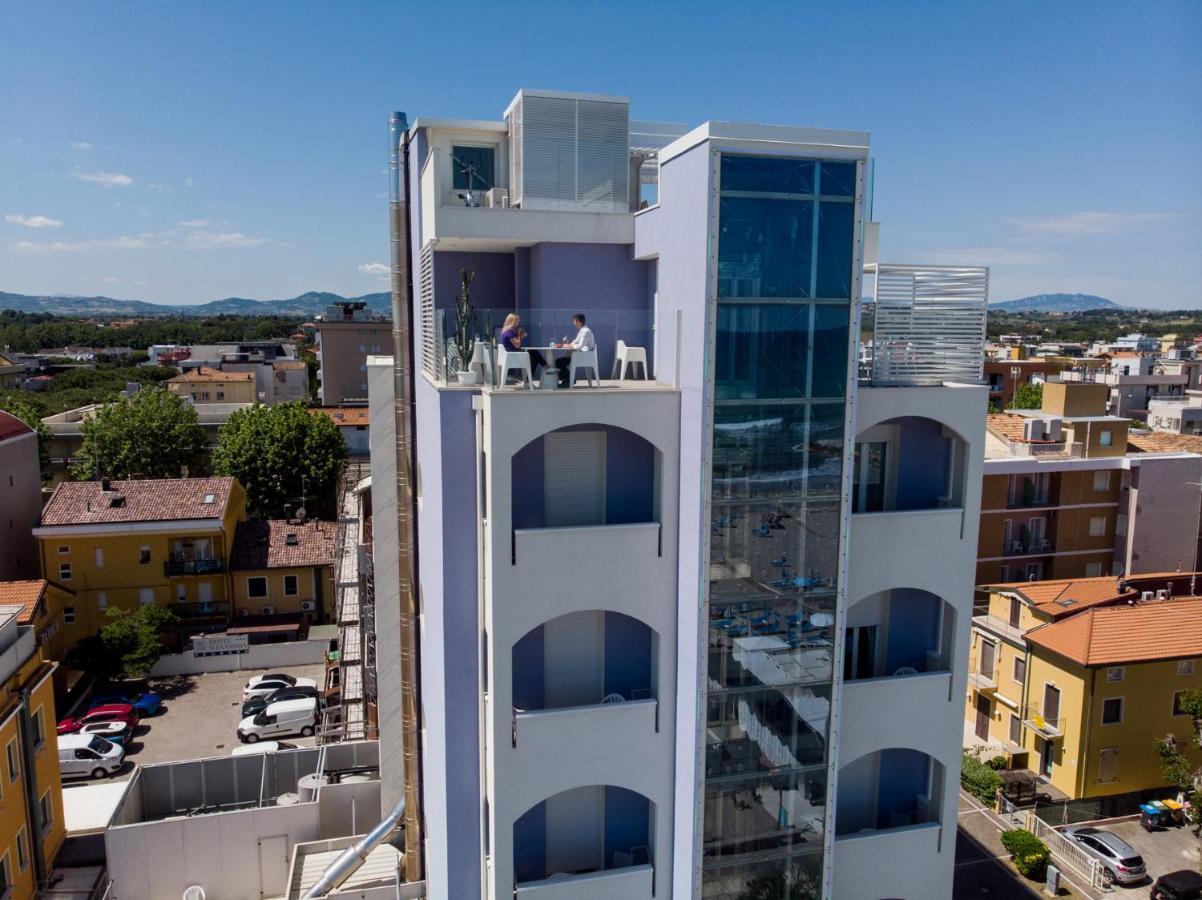Hotel Alexandra - Beach Front - Healthy Xxl Breakfast & Brunch Until 12 30 - Parking Included Misano Adriatico Εξωτερικό φωτογραφία