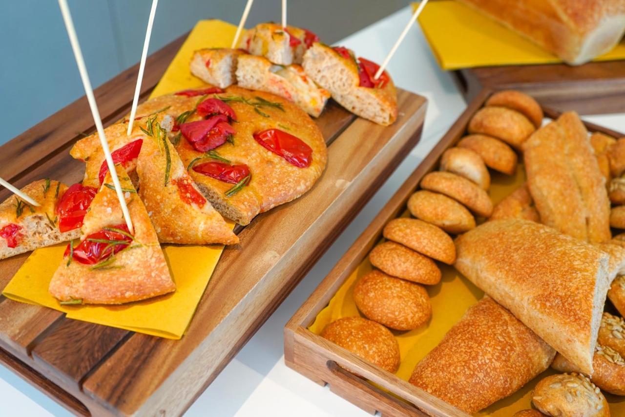 Hotel Alexandra - Beach Front - Healthy Xxl Breakfast & Brunch Until 12 30 - Parking Included Misano Adriatico Εξωτερικό φωτογραφία