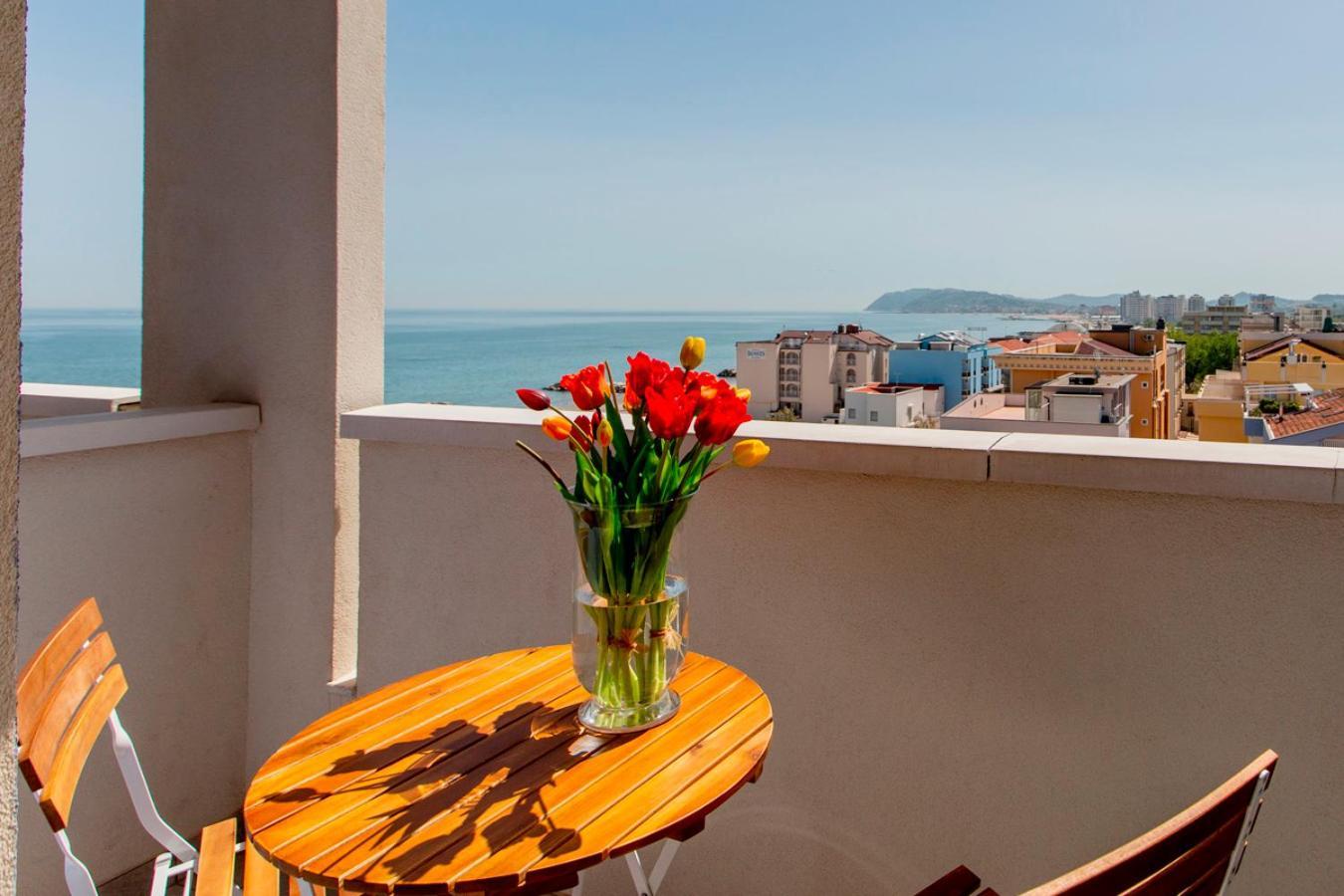 Hotel Alexandra - Beach Front - Healthy Xxl Breakfast & Brunch Until 12 30 - Parking Included Misano Adriatico Εξωτερικό φωτογραφία