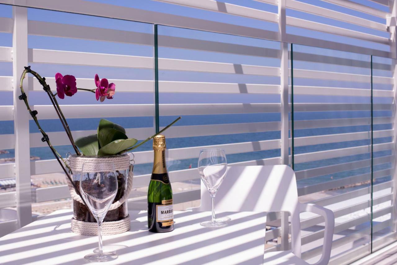 Hotel Alexandra - Beach Front - Healthy Xxl Breakfast & Brunch Until 12 30 - Parking Included Misano Adriatico Εξωτερικό φωτογραφία